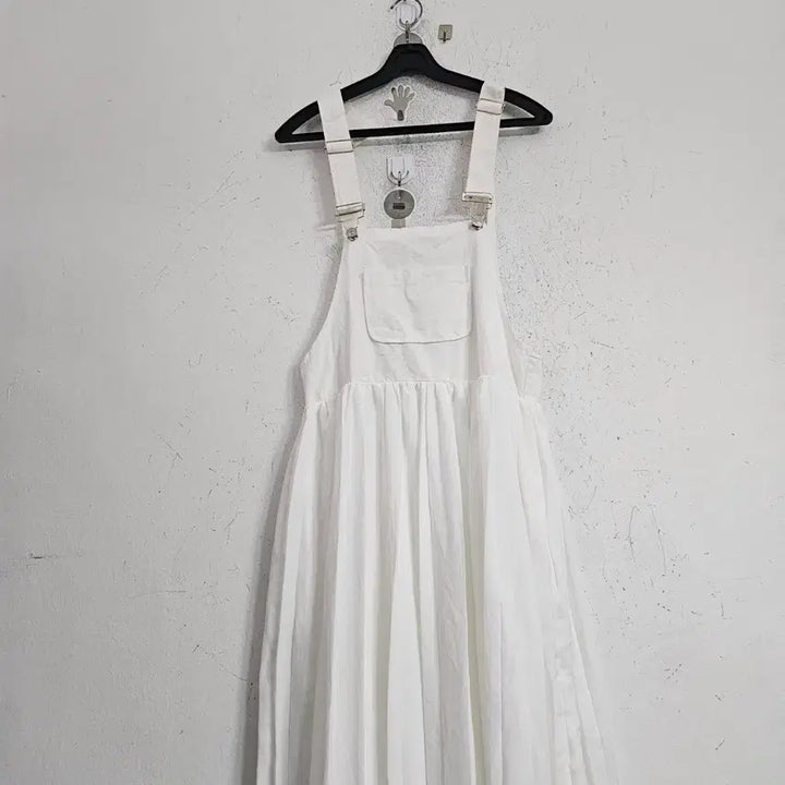 [SOLD OUT] 화이트 롱 멜빵 원피스