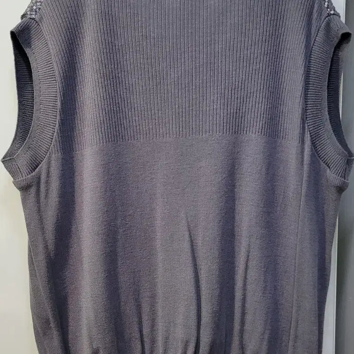 [BUNJANG] SJ WANI Sequin Knit Vest Grey / SJ WANI 스팽글 니트 조끼 그레이