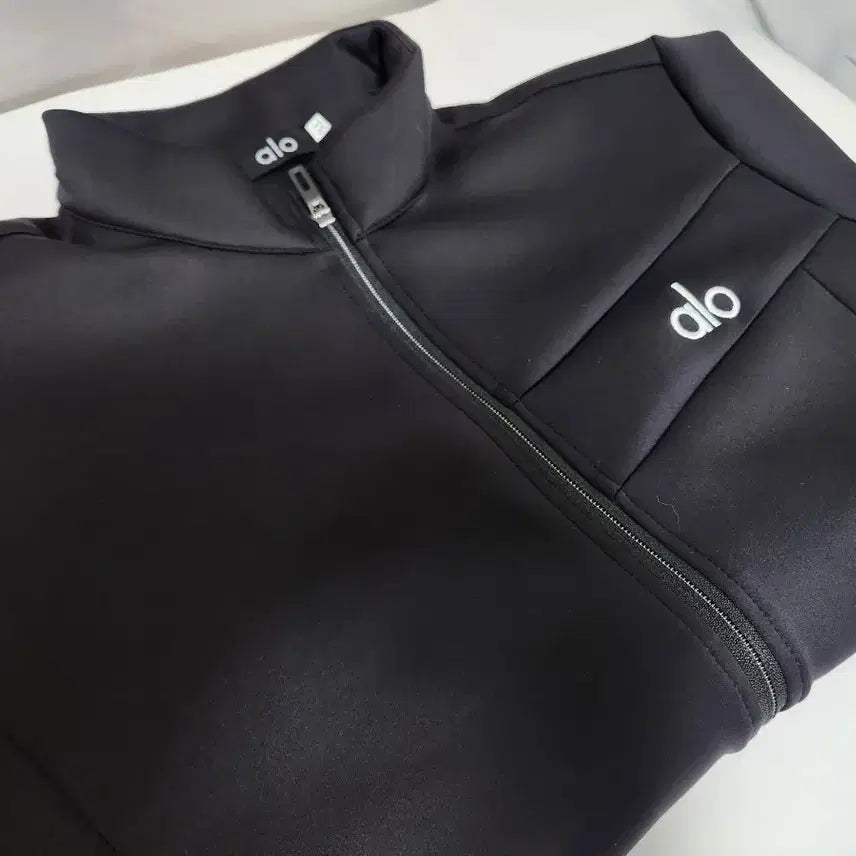 [BUNJANG] Allo Black Zip-up Jacket / 알로  블랙 집업 자켓(마지막할인)
