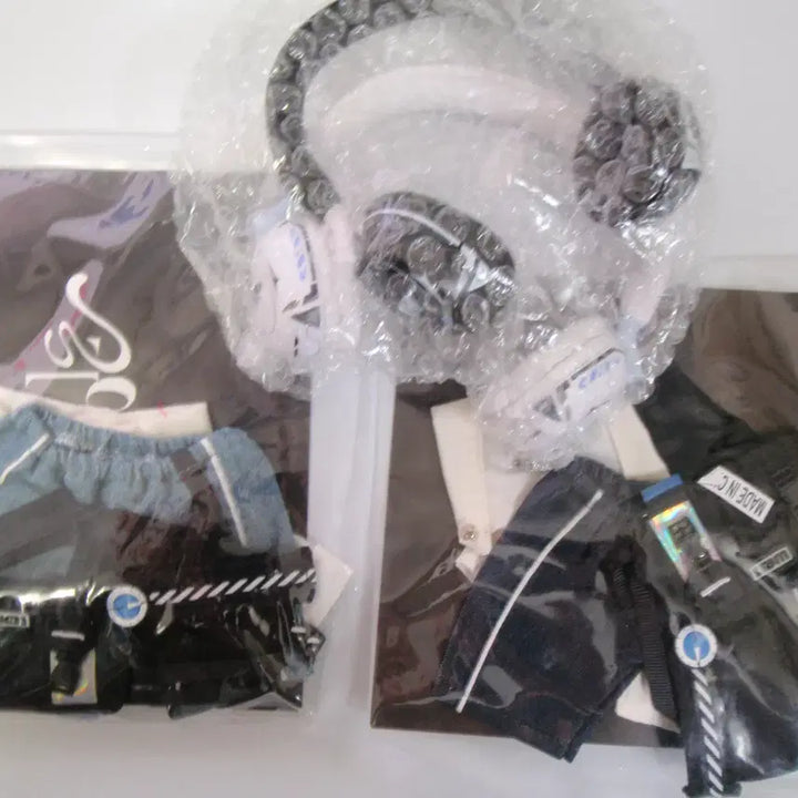 [BUNJANG] Woobul 20cm Doll Clothes Techwear Jeans + Headset (Sealed) / 우블 20cm 잠복근무 연청진청 + 헤드셋 미개봉 솜인형 옷 테크웨어