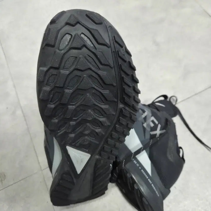 [BUNJANG] Nike React Pegasus Trail 4 Gore-Tex Running Shoes 270 / 나이키 리액트 페가수스 레일4고어텍스러닝화270