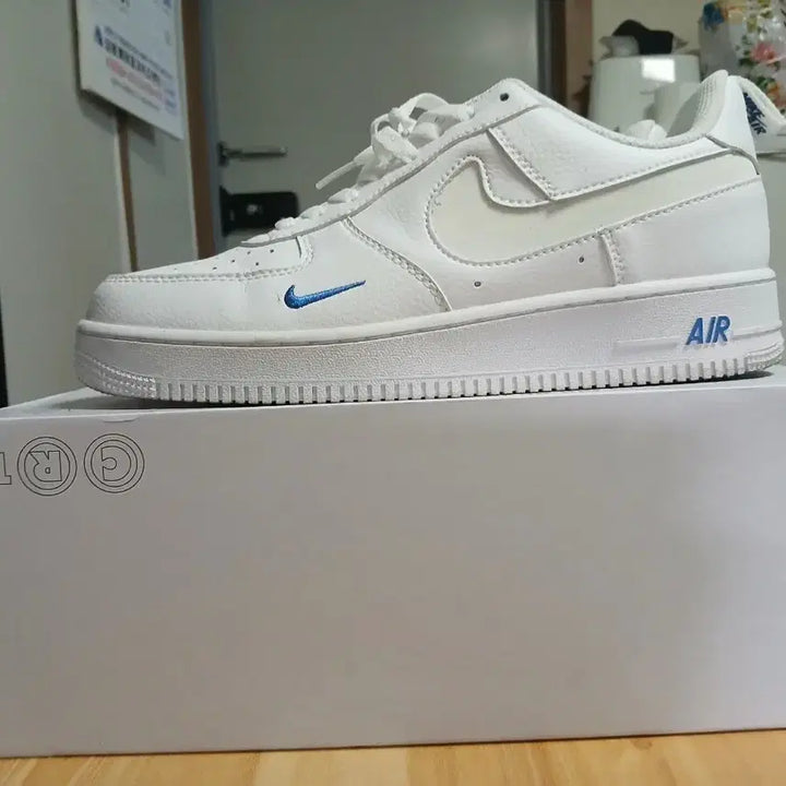 [BUNJANG] Athletic Shoes Set (5 Pairs) / 운동화 5개