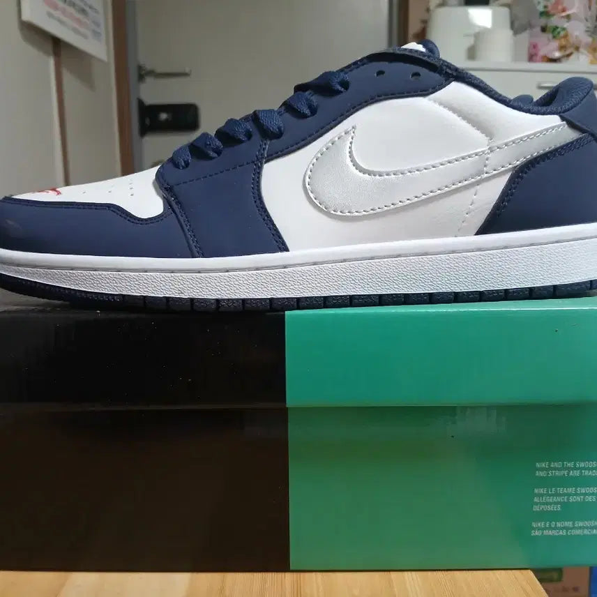 [BUNJANG] Athletic Shoes Set (5 Pairs) / 운동화 5개