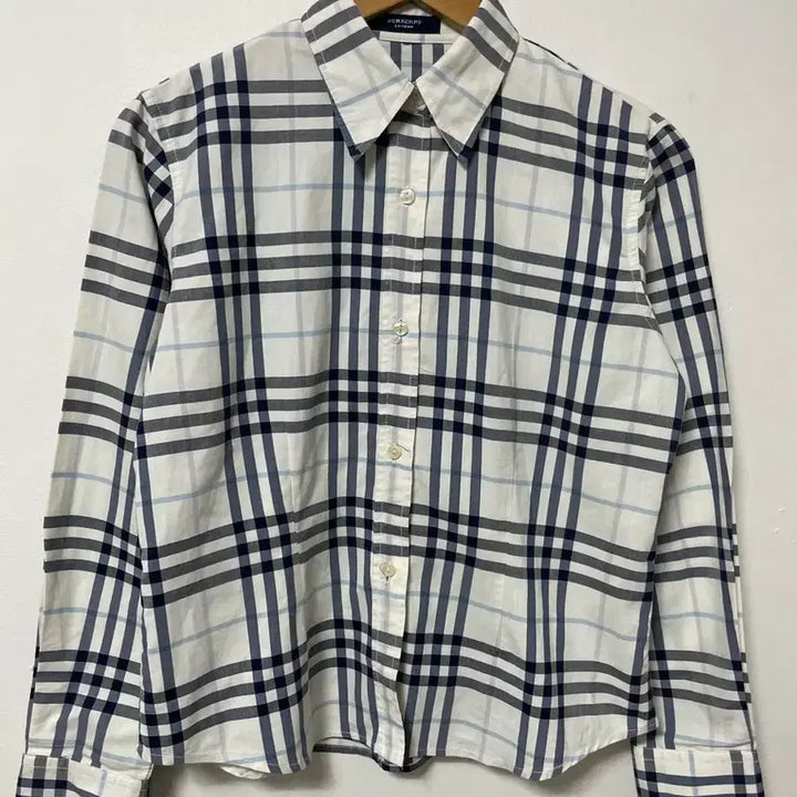 [BUNJANG] 66 Burberry 버버리 올드스쿨 체크 셔츠 남방 정품 / 66 Burberry 버버리 올드스쿨 체크 셔츠 남방 정품