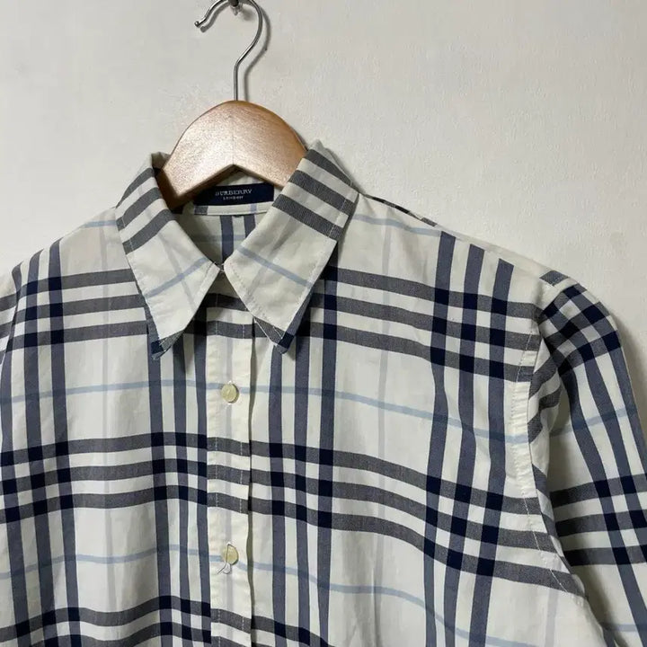 [BUNJANG] 66 Burberry 버버리 올드스쿨 체크 셔츠 남방 정품 / 66 Burberry 버버리 올드스쿨 체크 셔츠 남방 정품