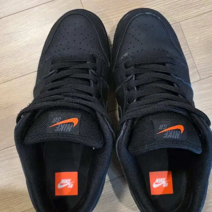 [BUNJANG] Nike SB Dunk Triple Black Sneakers / 덩크sb트리플블랙