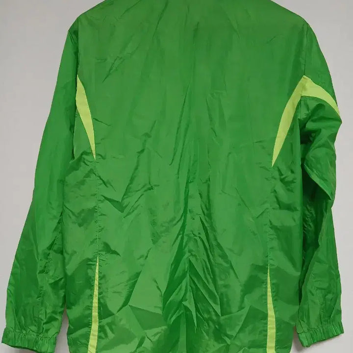 [BUNJANG] Windbreaker Jacket (Size 100) / 바람막이 점퍼(100)