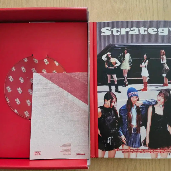 [SOLD OUT] 트와이스 개봉앨범 9장 일괄