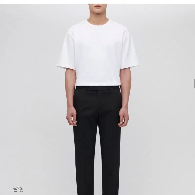[SOLD OUT] 무신사 스탠다드 히든 밴딩 슬랙스 33