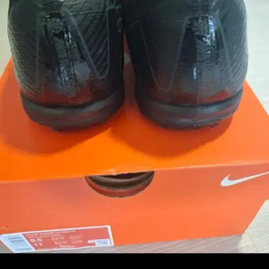 [SOLD OUT] 나이키 줌 베이퍼 16 프로 TF 275mm 블랙