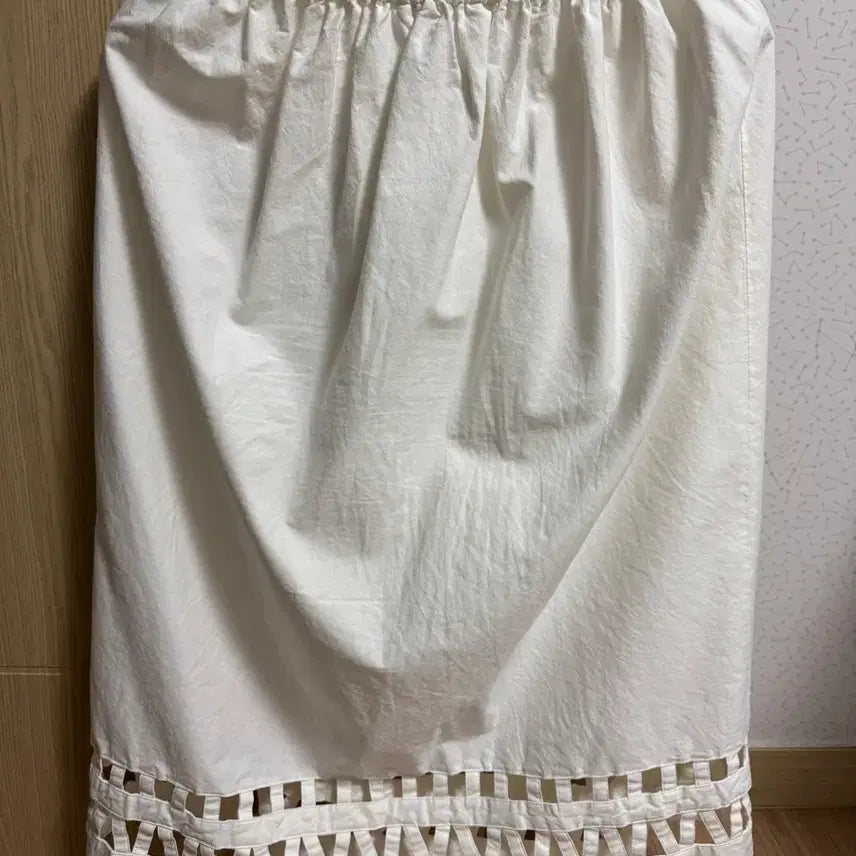 [SOLD OUT] 얼바닉 Fetta Skirt M