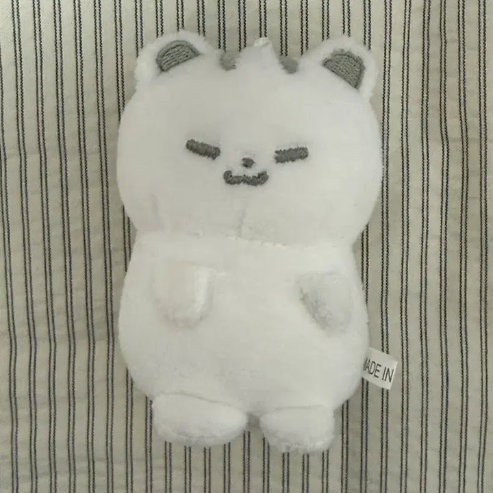[BUNJANG] SEVENTEEN Hoshi Hottori Doll / 세븐틴 호시 인형 홋토리 양도