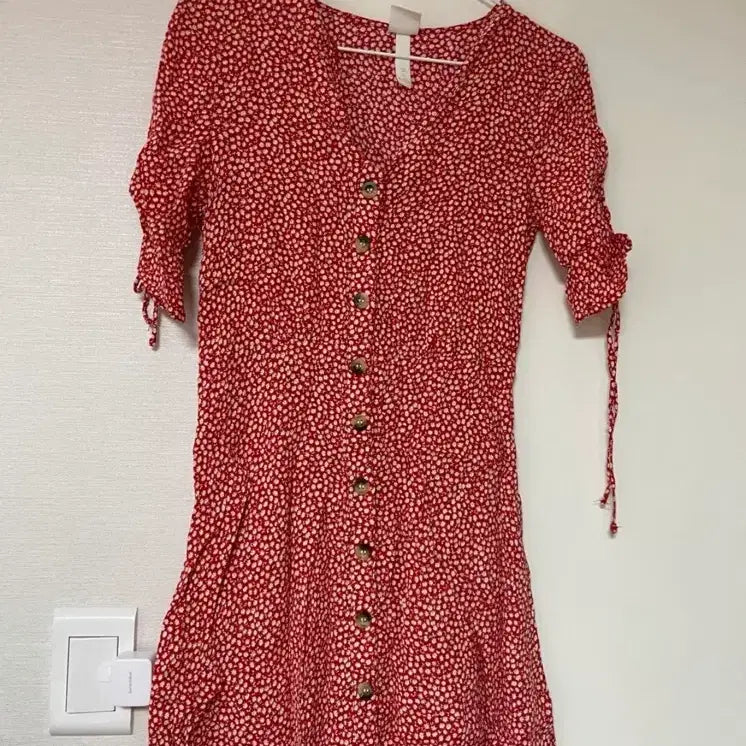 [SOLD OUT] [옷정리] H&amp;M / 레드 플라워 프린트 셔츠 원피스 / eur32