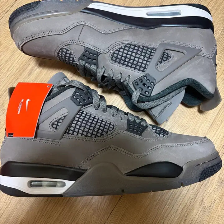 [BUNJANG] Nike Jordan 4 Retro Cave Stone Black (290mm) / 나이키 조던 4 레트로 케이브 스톤 앤 블랙 290 새제품