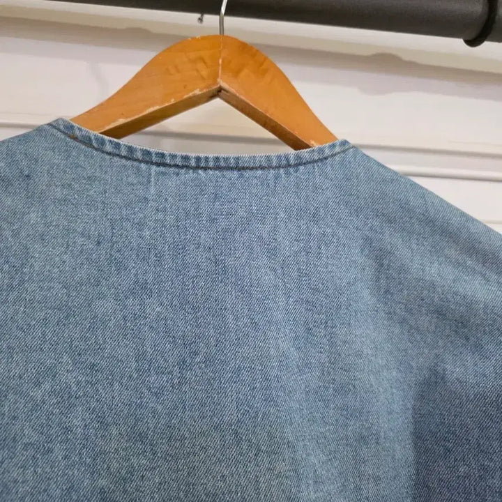 [SOLD OUT] 봄  요즘유행하는  디자인이쁜 청자켓  가슴단면56