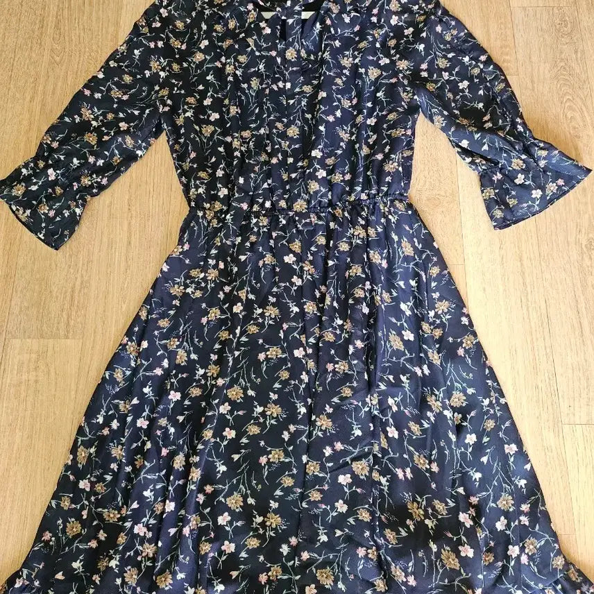 [BUNJANG] Olive Des Olive Floral Print Bundle Set / 올리브데올리브 꽃무늬  원피스&amp;ID잔꽃무니 롱원피스 일괄