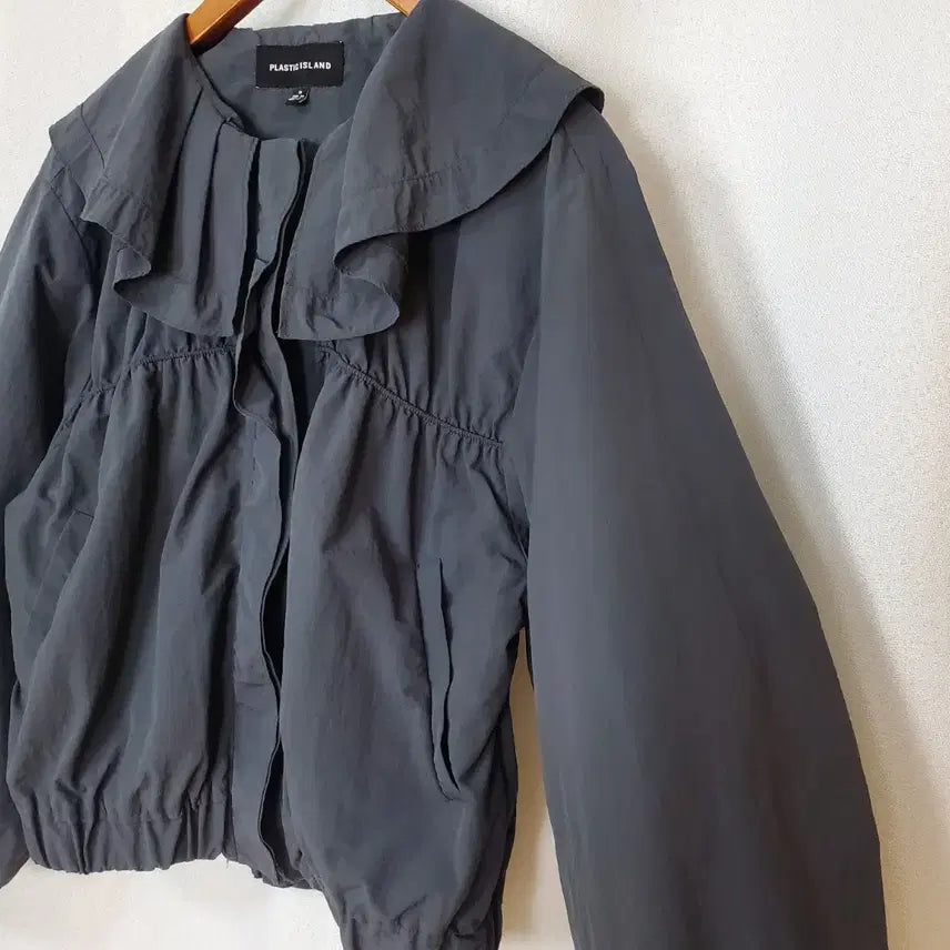[BUNJANG] Plastic Island Frill Bomber Fit Outer M / 플라스틱아일랜드 프릴 봄버핏 아우터 M