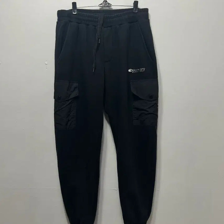 [BUNJANG] Discovery Black Cargo Jogger Training Pants XL / 디스커버리 블랙 카고 조거 트레이닝 팬츠 XL