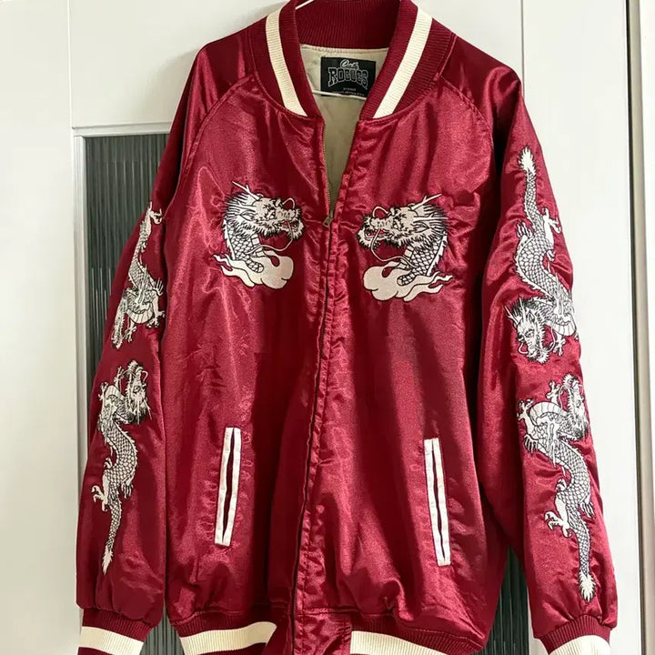 [BUNJANG] Royals Vintage Sukajan / 로얄즈 빈티지 스카잔