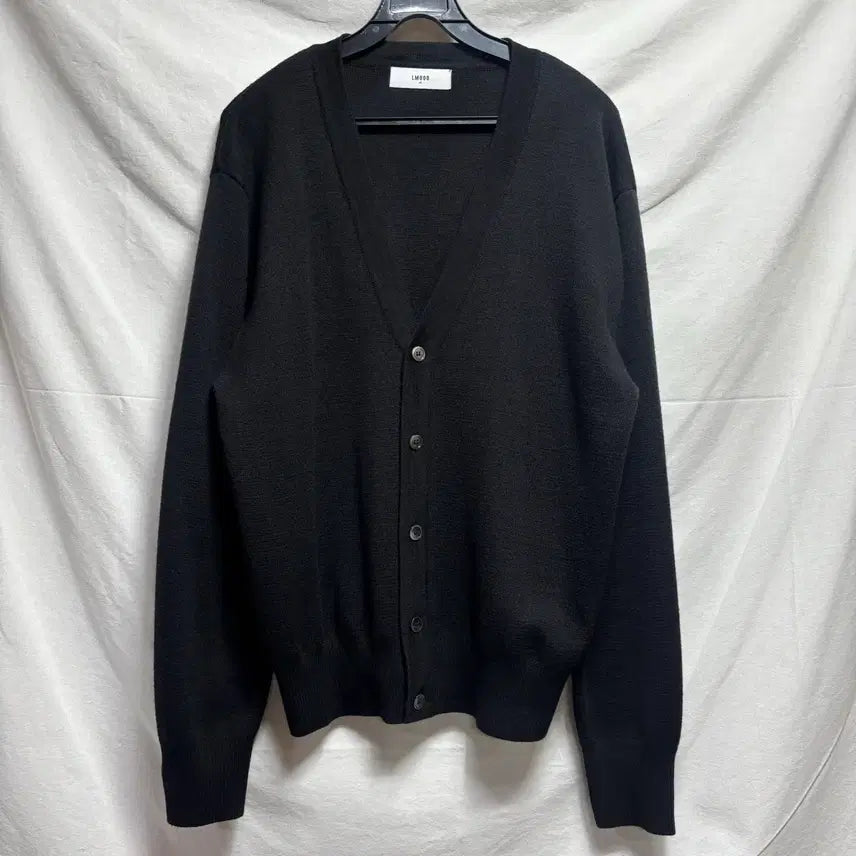 [BUNJANG] Elmood Black V-Neck Cardigan / 엘무드 블랙 브이넥 가디건