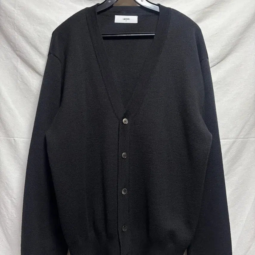 [BUNJANG] Elmood Black V-Neck Cardigan / 엘무드 블랙 브이넥 가디건