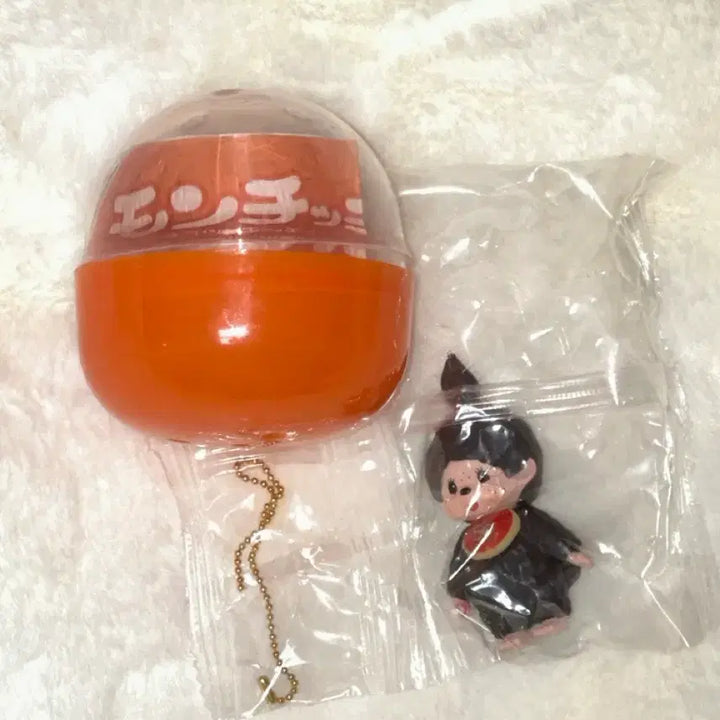 [BUNJANG] Monchhichi 50th Anniversary Mascot Keychain Monchhichi Girl (Sealed) / 몬치치 50주년 마스코트 키링 4차 몬치치걸 미개봉