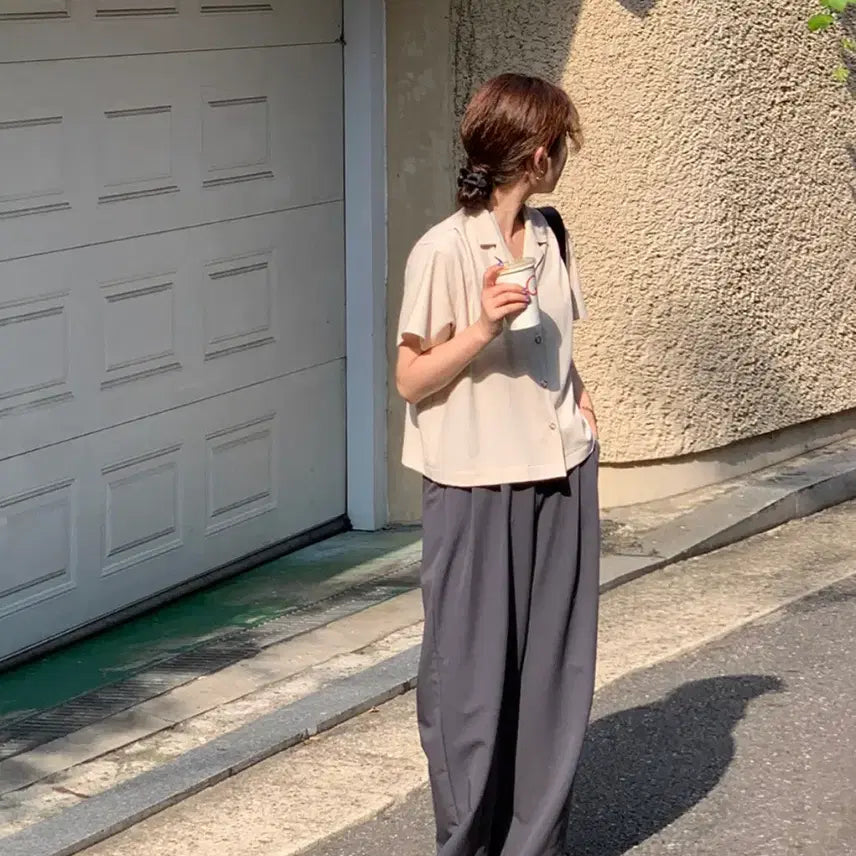[BUNJANG] A Little Bit Gold Button Blouse / 어리틀빗 gold botton 반팔 블라우스(셔츠)