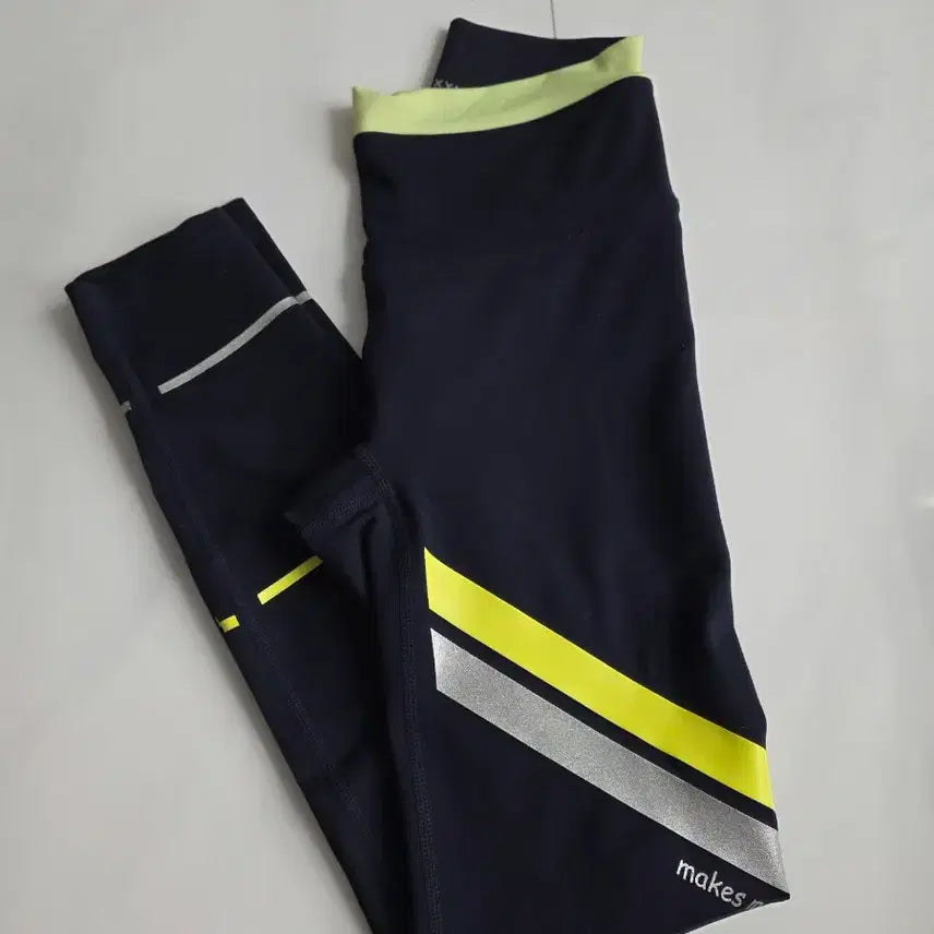 [BUNJANG] Xexymix Navy Yellow Point Leggings S / 젝시믹스 네이비 옐로우 포인트 레깅스 S