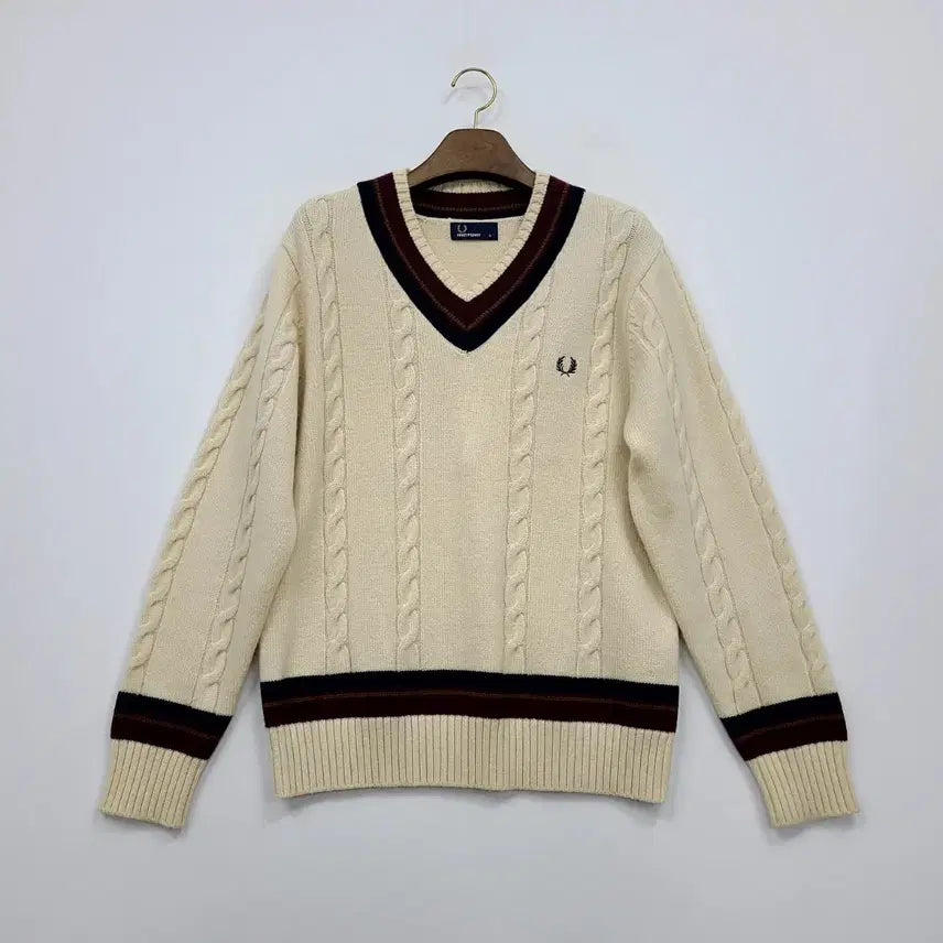 [BUNJANG] Fred Perry Cable V-Neck Knit Sweater Ivory/S / 프레드페리 케이블 브이넥 니트 아이보리/S/앨리스/1073
