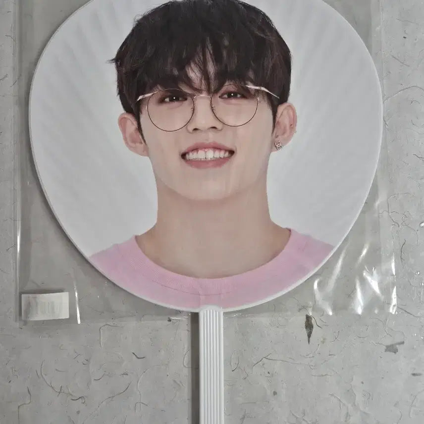 [BUNJANG] SEVENTEEN Happy Ending Showcase Uchiwa Bundle Set (S.Coups, Hoshi, Woozi) / 세븐틴 해피엔딩 쇼케이스 우치와 (쿱스, 호시, 우지) 일괄판매