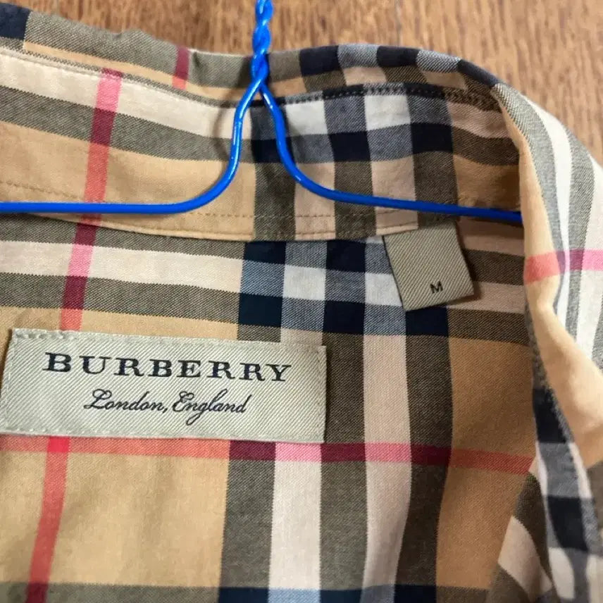 [BUNJANG] 버버리 체크 긴팔 셔츠 M / 버버리 체크 긴팔 셔츠 M