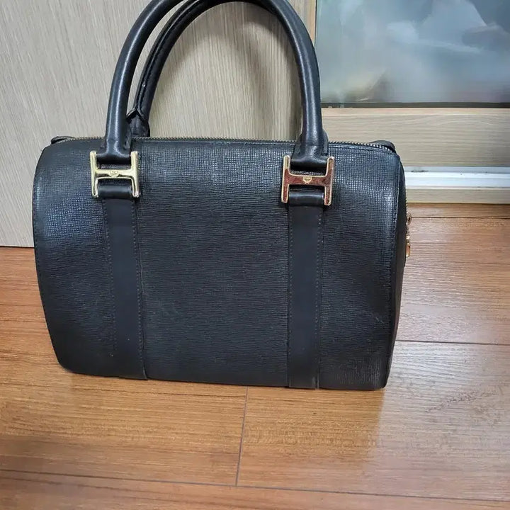 [BUNJANG] MCM 블랙 토트백 숄더백 가방 / MCM 블랙 토트백 숄더백 가방
