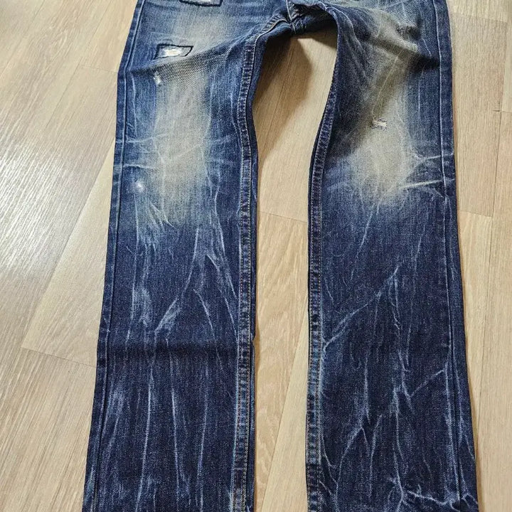 [BUNJANG] Redpepper Skull Embroidered Denim Pants / Redpepper 스컬 데님