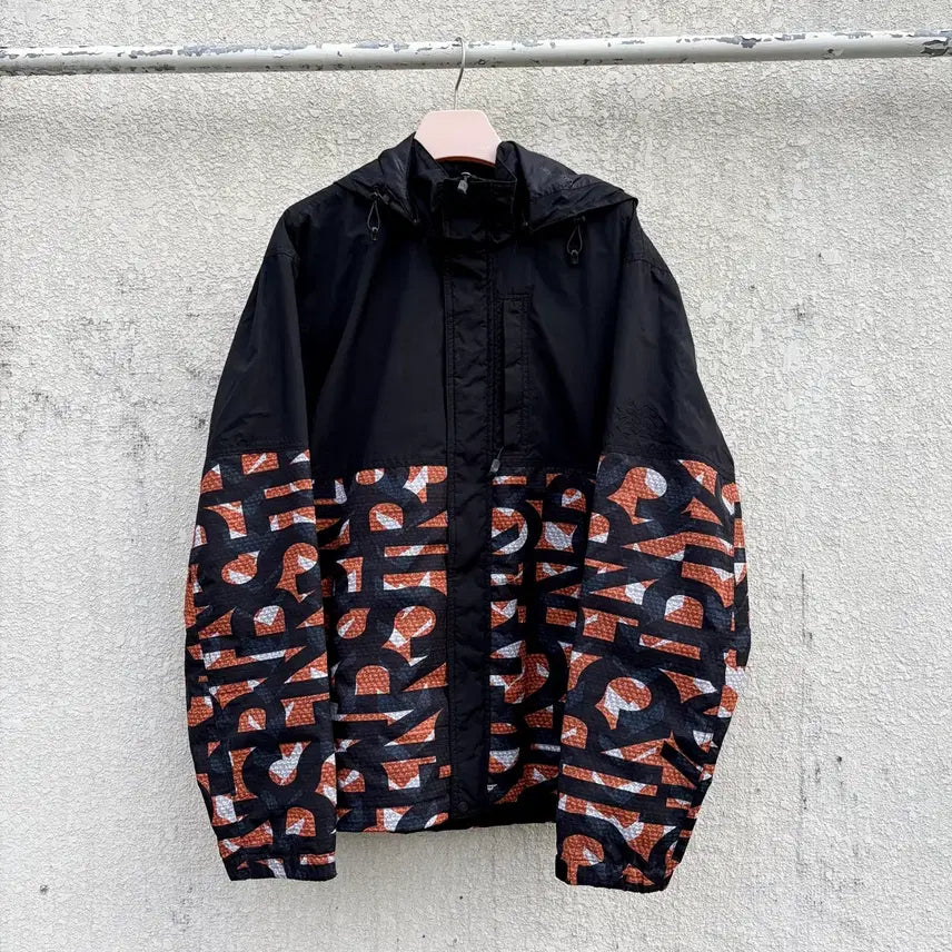 [BUNJANG] Kolon Spellout Windbreaker Jacket / 105)코오롱 스펠아웃 바람막이 자켓