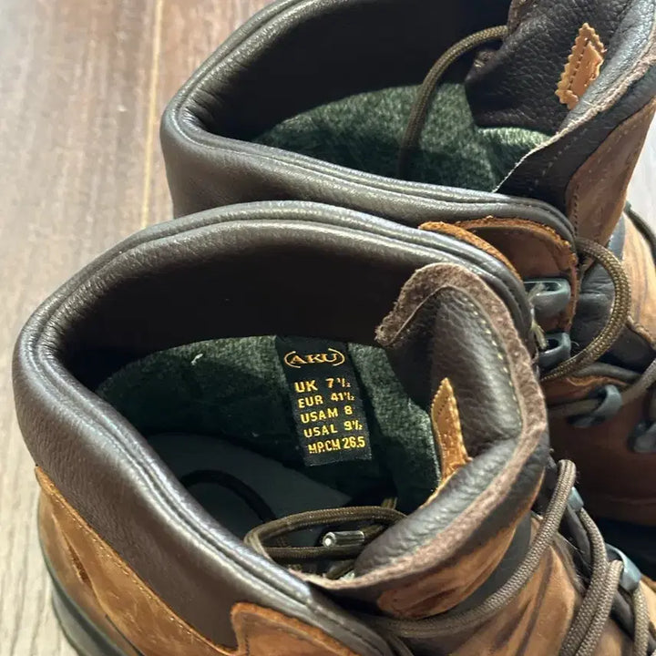 [BUNJANG] AKU Gore-Tex Mid-Weight Hiking Boots / AKU 중등산화 2회착.