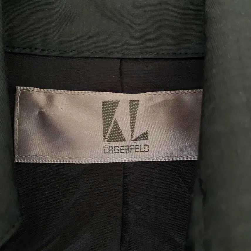 [BUNJANG] Karl Lagerfeld Patterned Jacket / (36) 칼라거펠트 절개 패턴 자켓