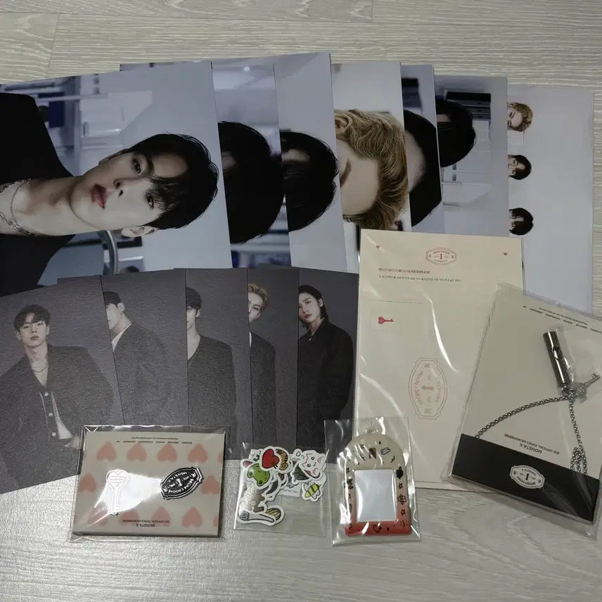 [BUNJANG] MONSTA X Monbebe 8th Fanclub Kit / 몬스타엑스 8기 팬클럽 몬베베 키트 풀박스