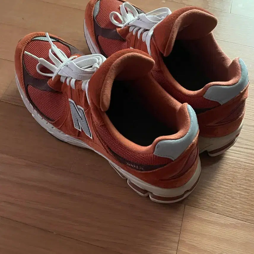 [BUNJANG] New Balance 2002R Rust Oxide Sneakers / 뉴발란스 2002R 러스트 옥사이드 290
