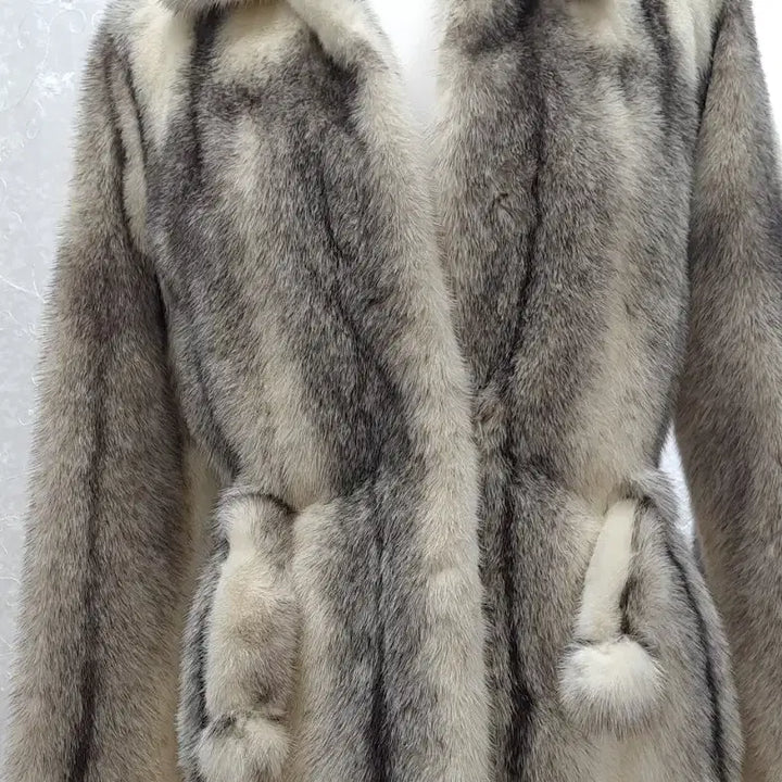 [BUNJANG] Daedong Fur Coat / 대동모피  코트  free
