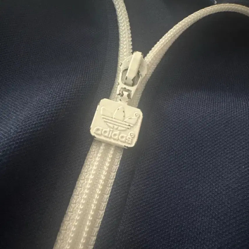 [SOLD OUT] 아디다스 네이비 트랙탑 져지 90