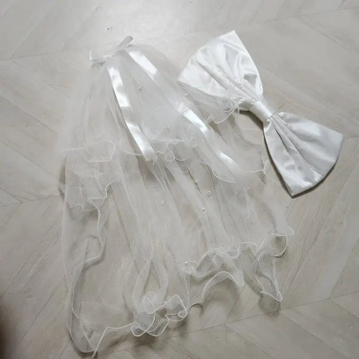 [BUNJANG] White Pearl Wedding Veil and Ribbon Set / 화이트 진주 웨딩 베일, 드레스 리본 웨딩촬영 셀프웨딩 웨딩스냅 소품