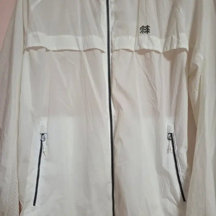[SOLD OUT] 코오롱 화이트 바람막이 자켓