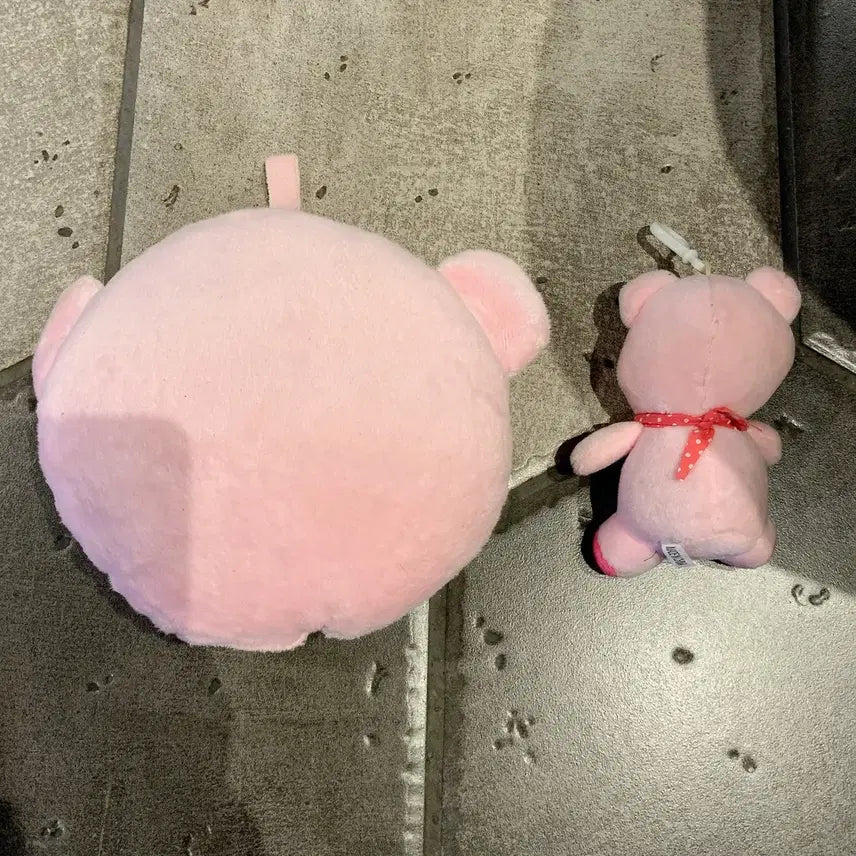 [BUNJANG] Pink Rilakkuma Plush Keychain Bag Charm Set / 핑크 리락쿠마 뽑기 인형 키링 가방고리 2개 세트