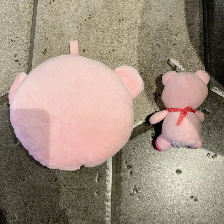 [BUNJANG] Pink Rilakkuma Plush Keychain Bag Charm Set / 핑크 리락쿠마 뽑기 인형 키링 가방고리 2개 세트