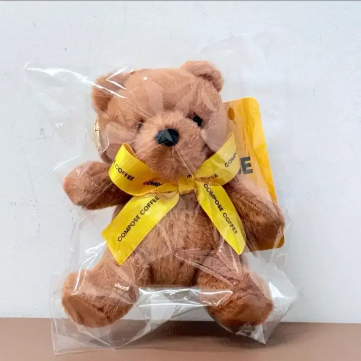 [SOLD OUT] 컴포즈커피 방탄소년단 bts 뷔 김태형 곰 인형 한모키링