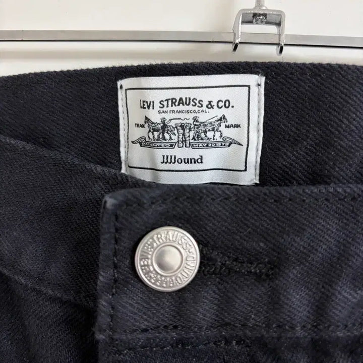 [SOLD OUT] 리바이스 501 자운드 블랙 데님