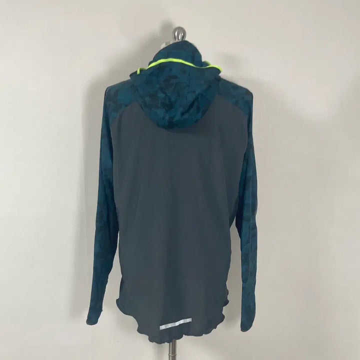 [SOLD OUT] 나이키남성러닝자켓100호호상점