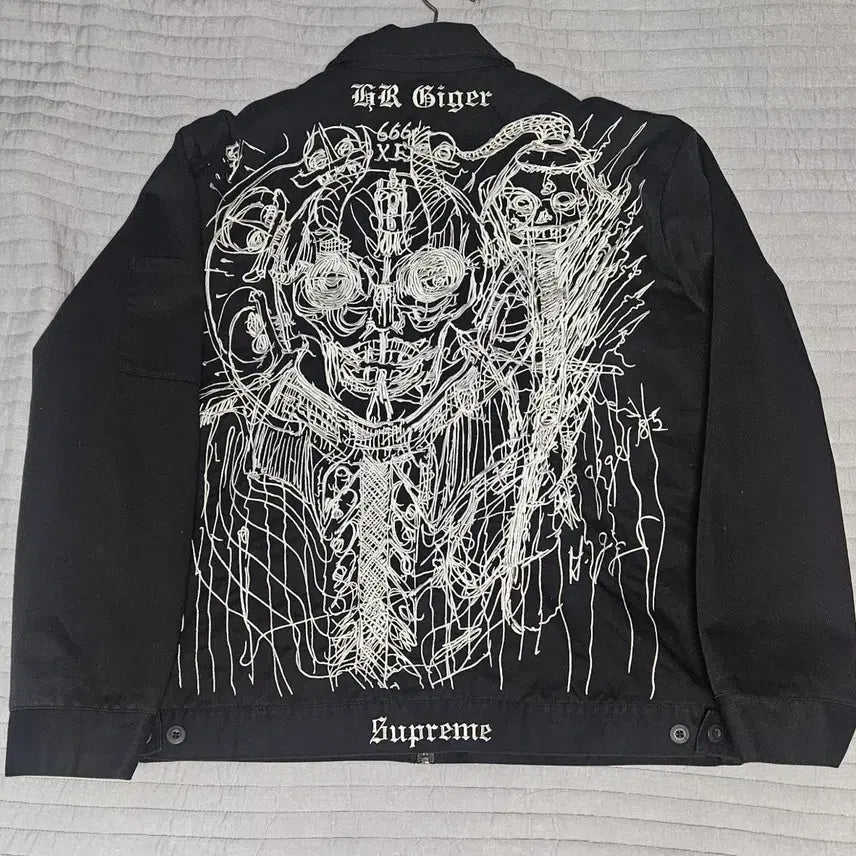 [BUNJANG] Supreme HR Giger Jacket Black L / 슈프림 HR 기거 자켓 블랙 L