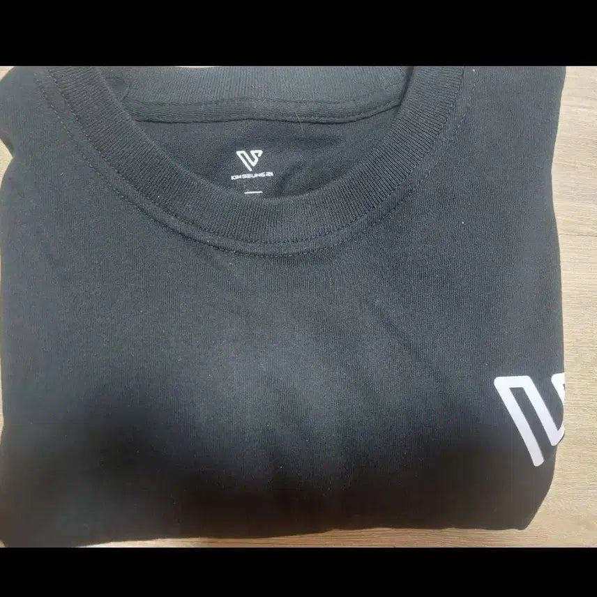 [BUNJANG] Kim Seungri T-Shirt / 김승리 티셔츠 판매