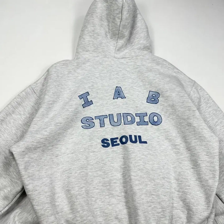 [SOLD OUT] (M) 아이앱스튜디오 서울 백로고 베이직 후드티 오트밀